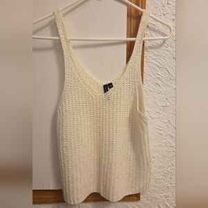 Moon & Madison Ivory Knit Sleeveless Top